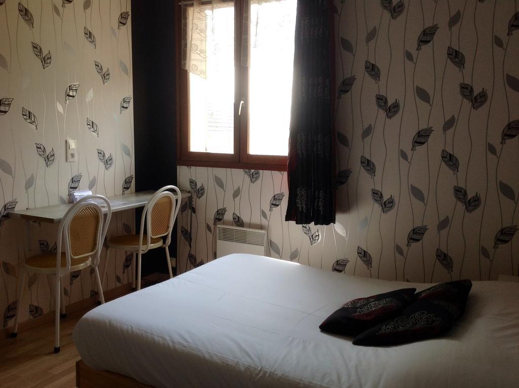 Logis Auberge De La Plaine La Rothière Værelse billede