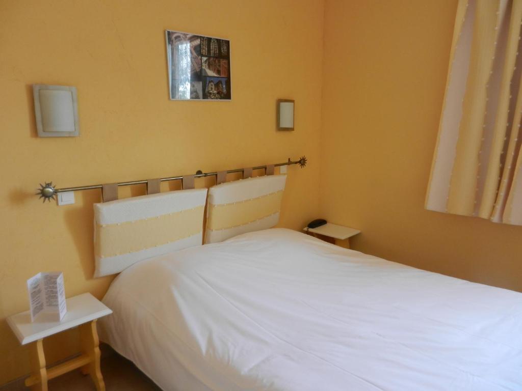Logis Auberge De La Plaine La Rothière Værelse billede