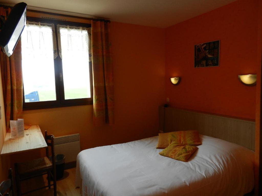 Logis Auberge De La Plaine La Rothière Værelse billede